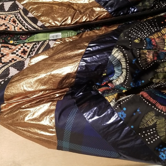 NWT FARM Rio Reversible Puffer Jacket Coat Copper Gold Metallic - Picture 8 of 16